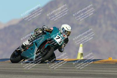 media/Feb-03-2024-SoCal Trackdays (Sat) [[767c60a41c]]/4-Turn 9 Set 1 (1040am)/